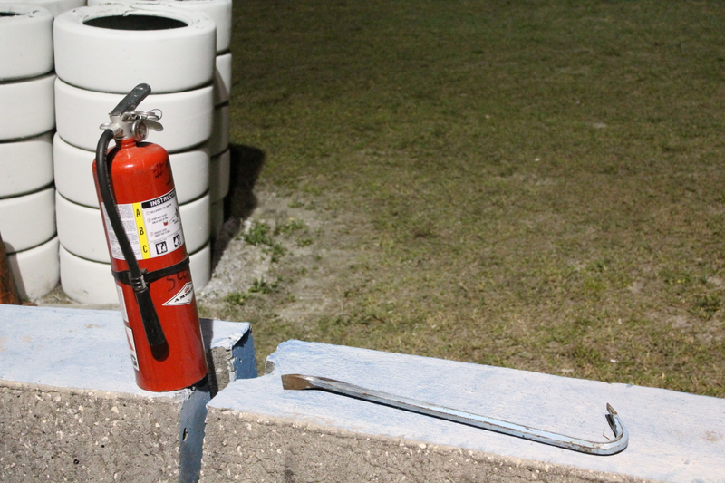 Illustration for article titled Sebring Marshals Know How To Party
